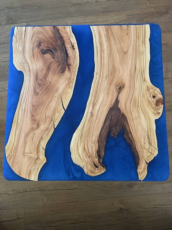 Tutte le decorazioni: Kirschbaum mit Blau Epoxi – Usato da Kölliken venduto da matter.m