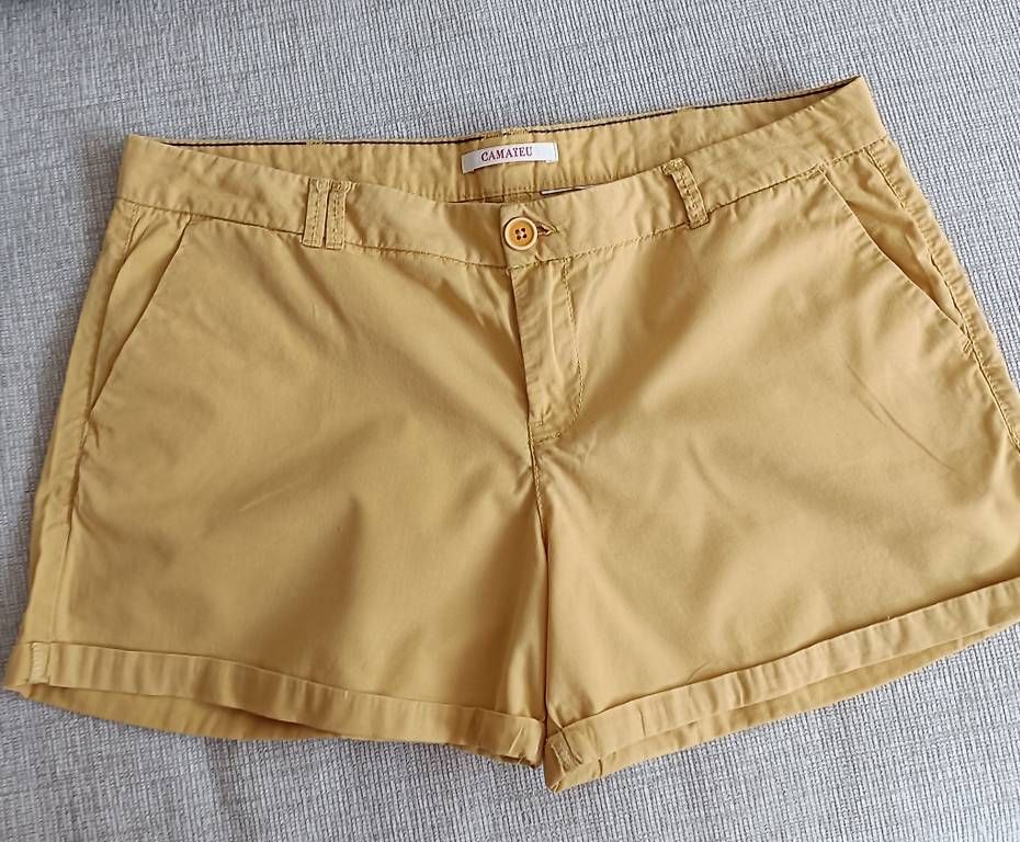 Pantaloni: Short  – Usato da Martigny venduto da ivi_cbf9