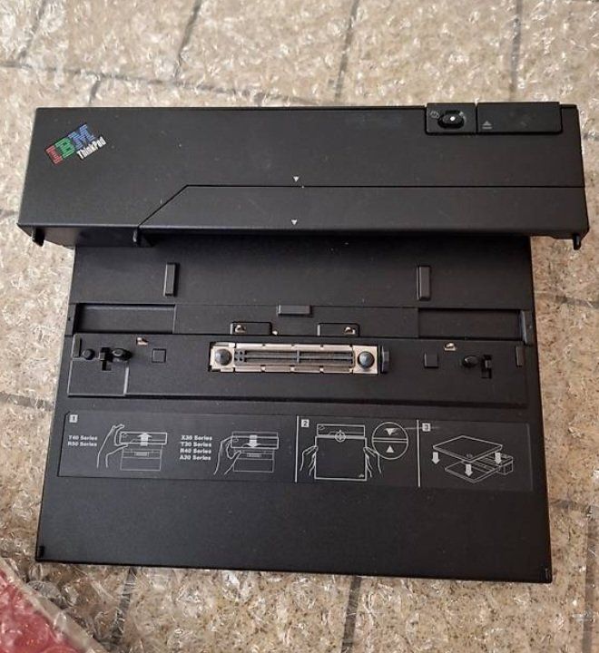 IBM Docking station: IBM Docking-Station – D'occasion à Zürich par Lemon007