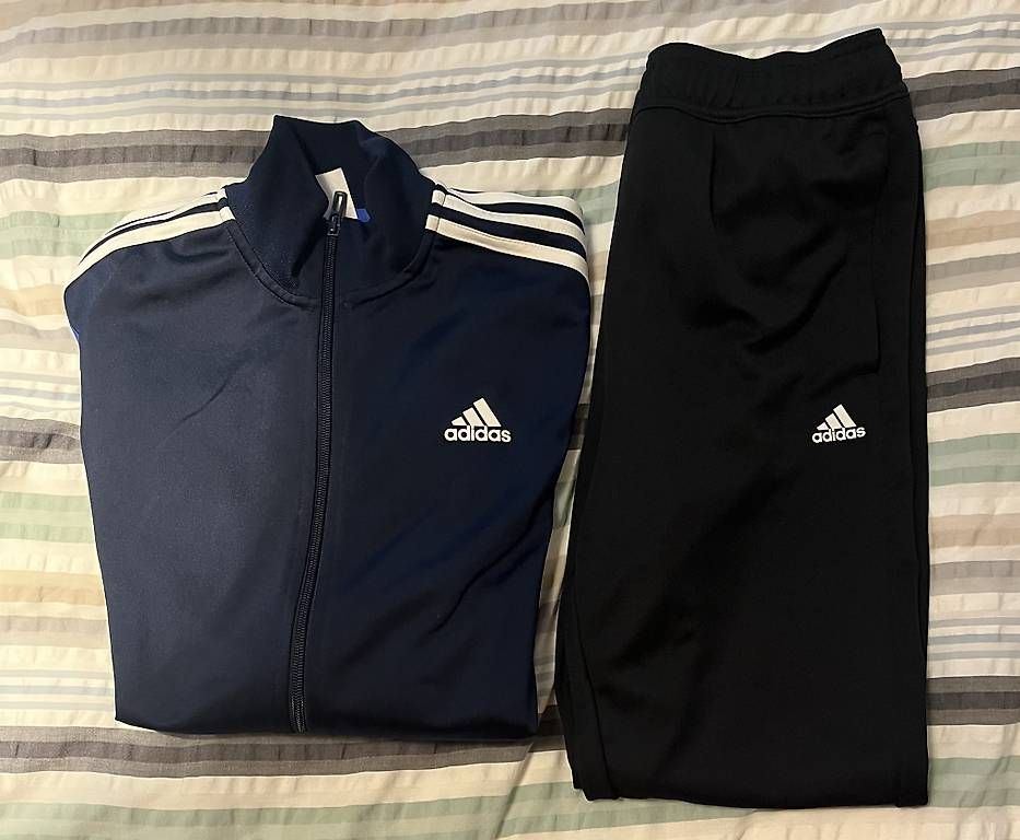 Lotti di vestiti: Ensemble Adidas  – Usato da Chavannes-Renens venduto da luc_52p8 1