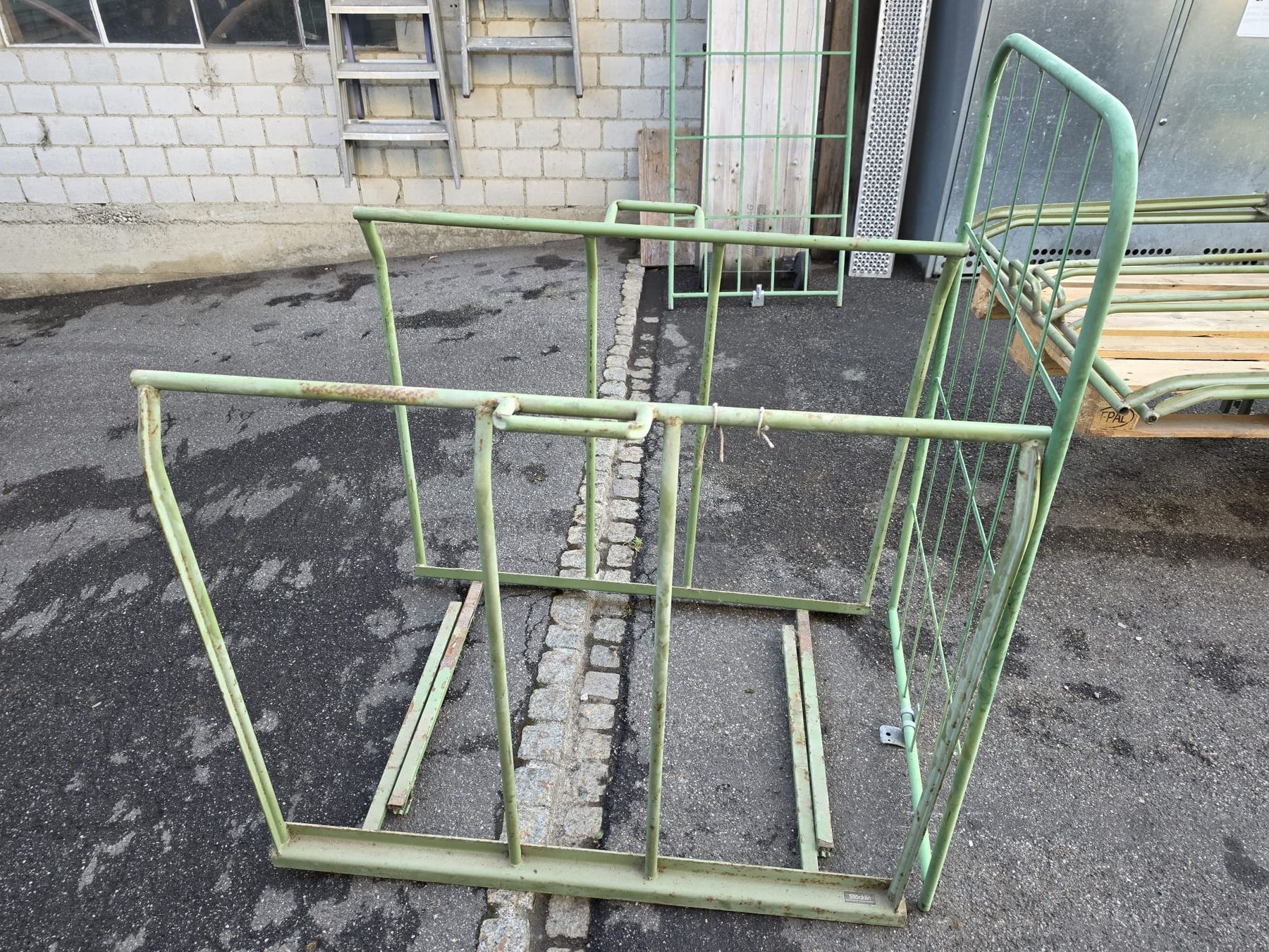 Pallets: Palettenrahmen Stöckli – Usato da Rothrist venduto da Dinu540 1