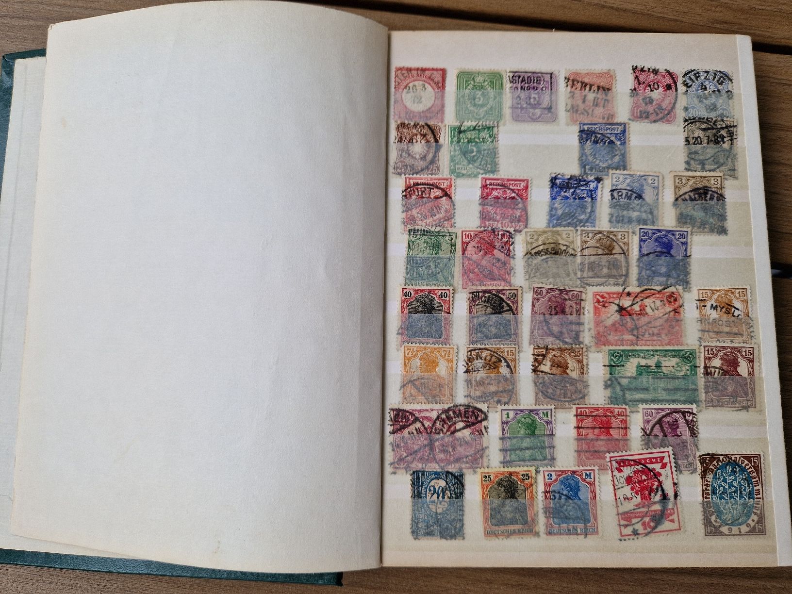 Tutti i francobolli: Deutsches Reich Briefmarken Album – Usato da St. Gallen venduto da Enrico_SG 1