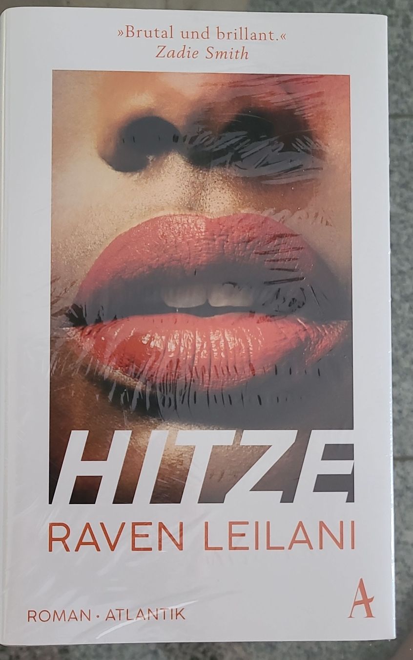 Livres: Buch Hitze von Raven Leilani neu – Neuf (Voir description) à Horgenberg par Klatschmohnmaria