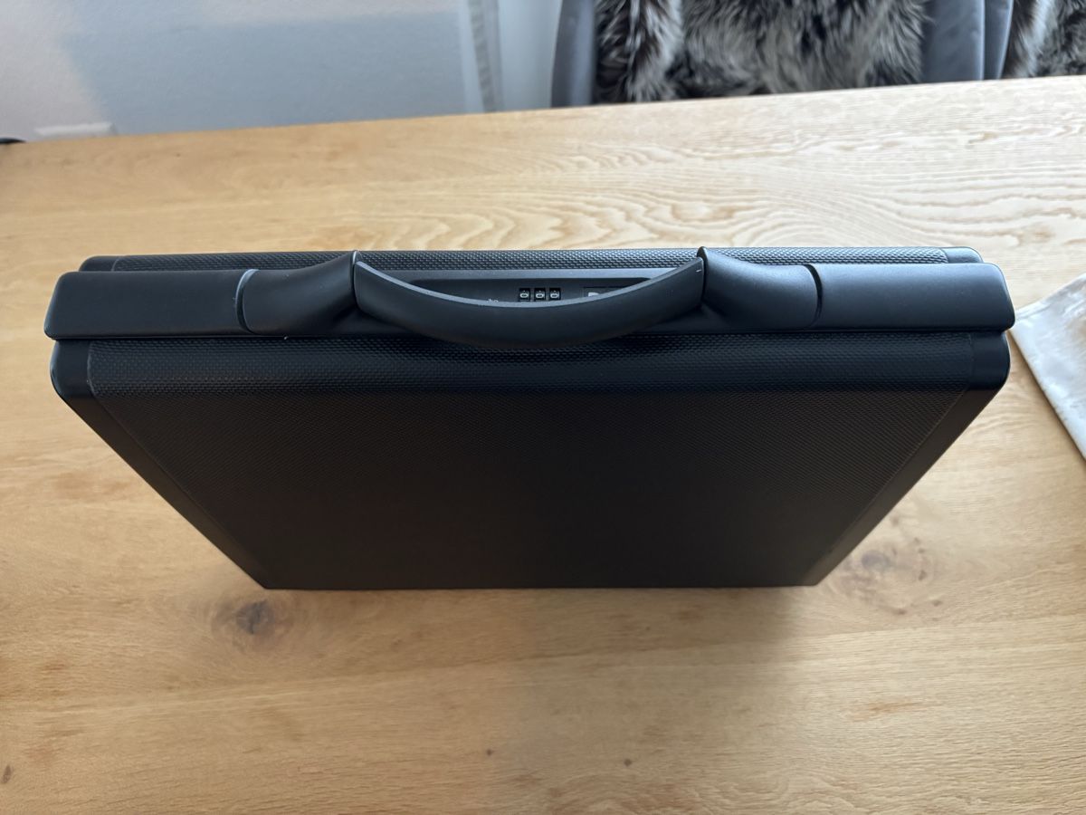 Samsonite Valigie: Samsonite Koffer – Usato da Zug venduto da Deks