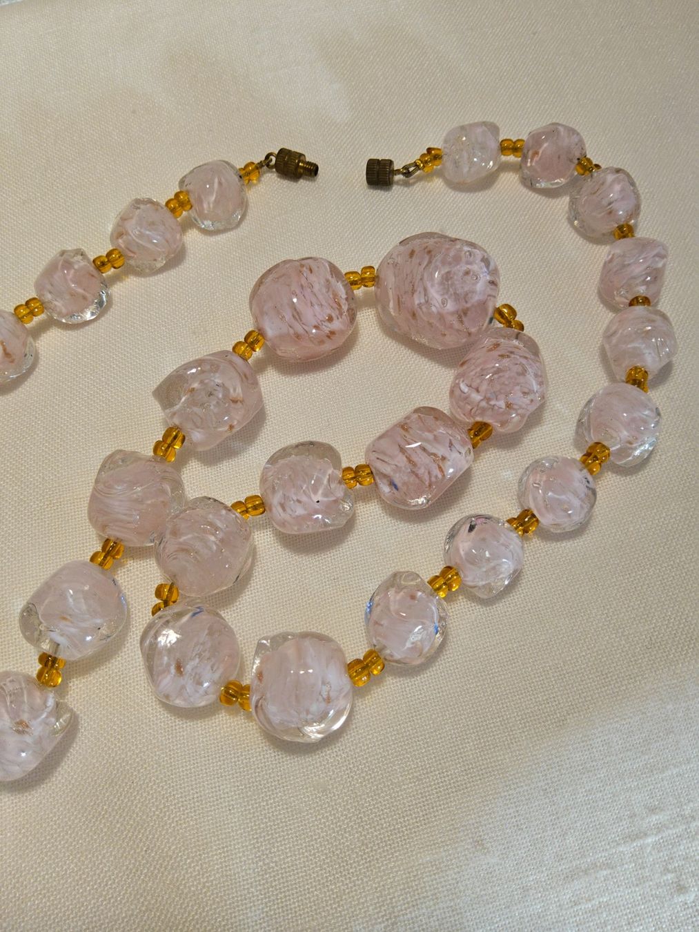 Murano Catenine: Vintage Murano Glaskette, Hellrosa/Goldig, ca 1960 – Usato da Zürich venduto da SciTec 5