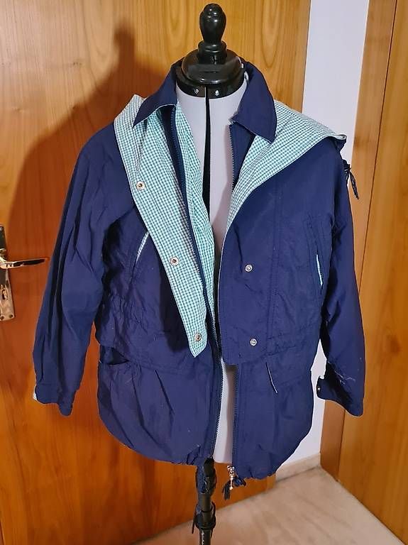 Giacche: Jacke mit Kapuze Gr. 152 – Usato da Meilen venduto da ssdjkb