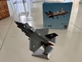 Kampfjet F-35 B (STOVL) Lockheed Martin - Metall 1:72 - TOP!