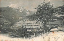 Vue generale avec montagnes St Maurice VS