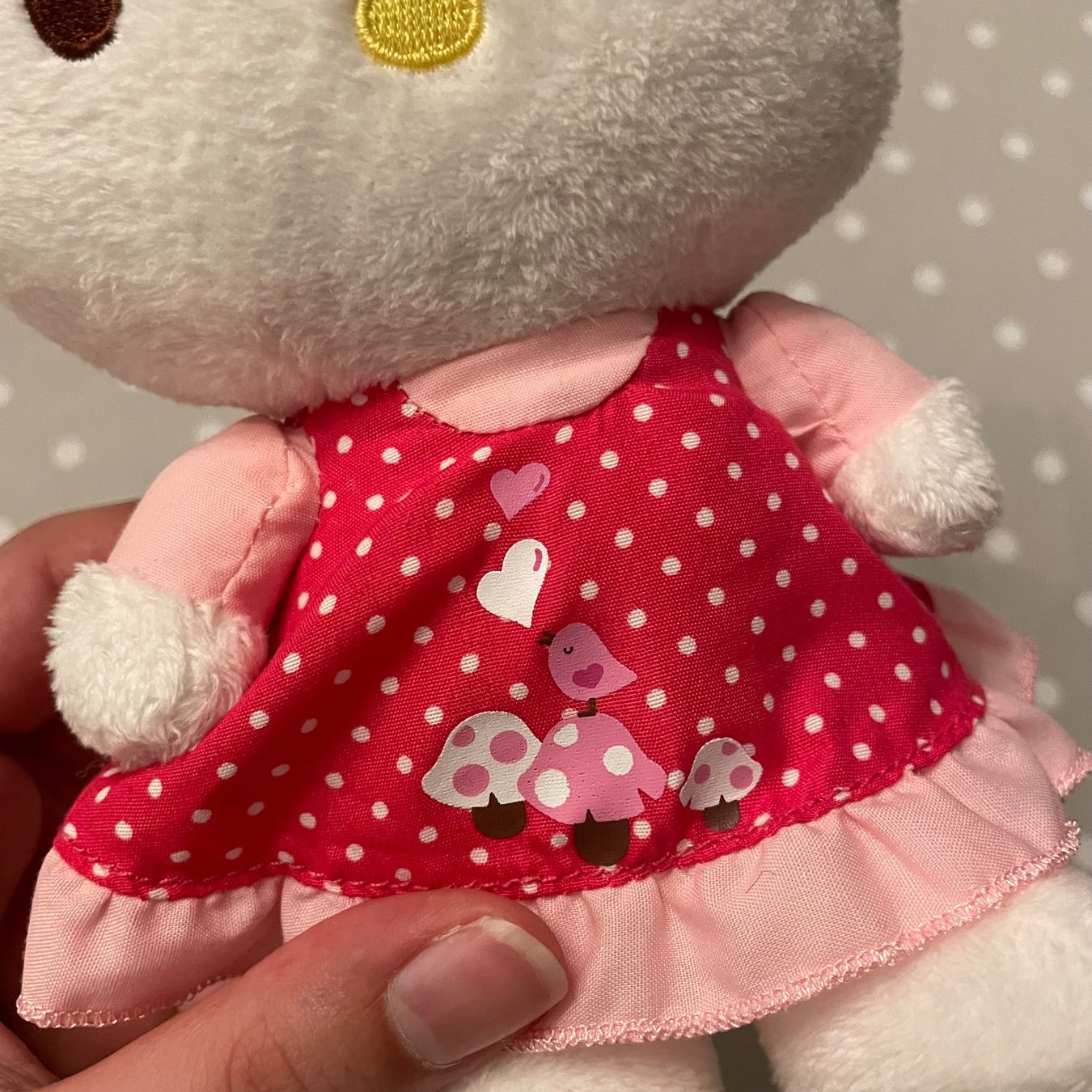 Hello Kitty Jouets: Wie neu: Hello Kitty Plüschtier – Neuf (Voir description) à Bellach par Lapislazuli_blues 1