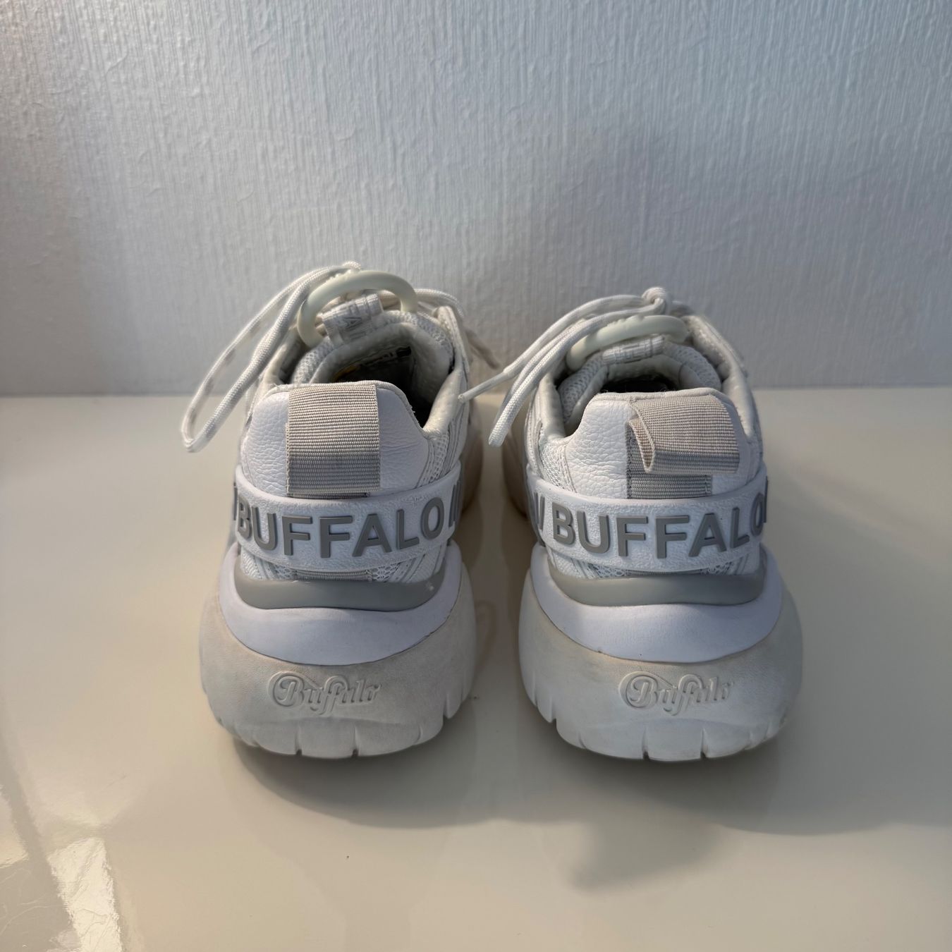 Buffalo Scarpe da donna: Baskets Buffalo – Usato da Bulle venduto da Math2601 2