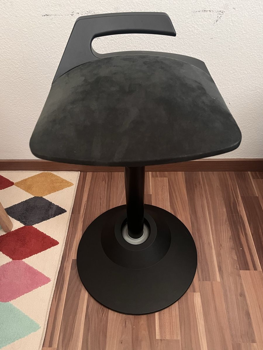 Stühle: Aeris Muvman ergonomischer Stehhocker stool – Gebraucht aus Gattikon von junglejane
