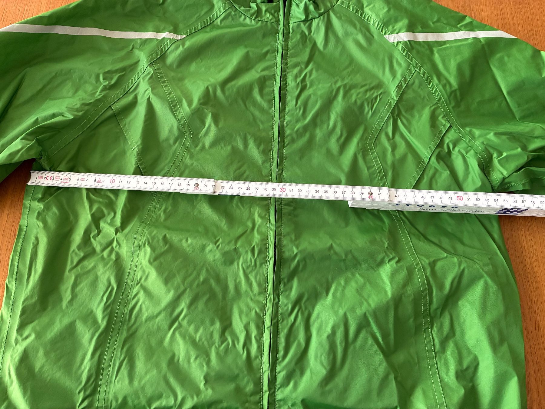 Giacche: Leichte Velo Regenjacke Gr. M mit Reflektoren – Usato da Mühlau venduto da hofstattuhu 3
