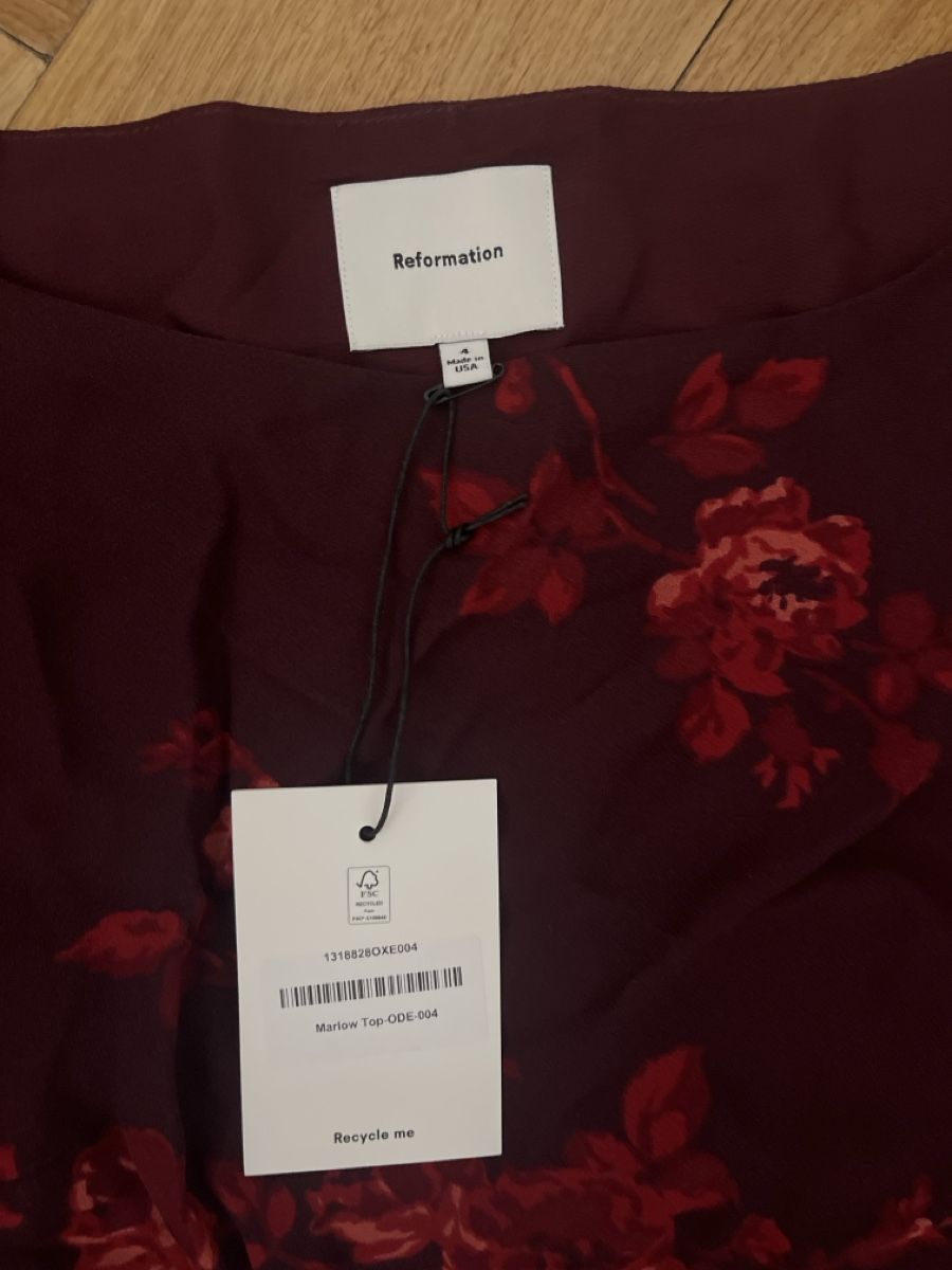 Reformation Tops: Reformation Top – Neuf avec emballage d'origine à Basel par lore_pil 2