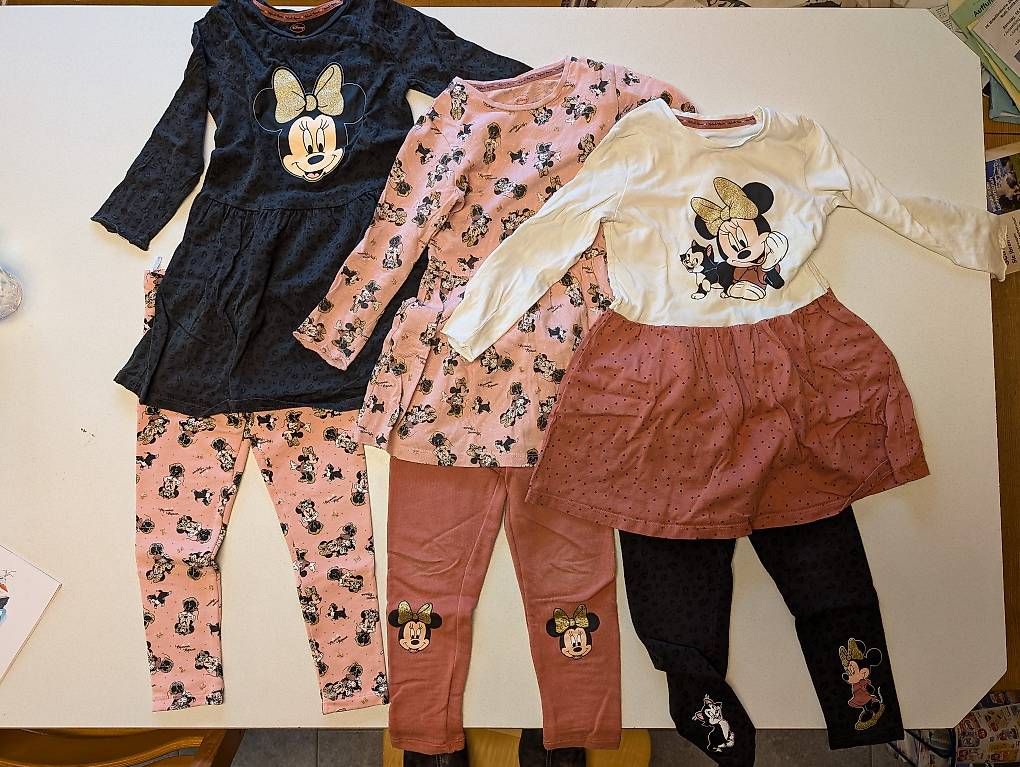 Vestiti & Gonne: Mickey Mouse Kleidchen in gr. 110 zu verkaufen – Usato da Bramboden venduto da zaenni