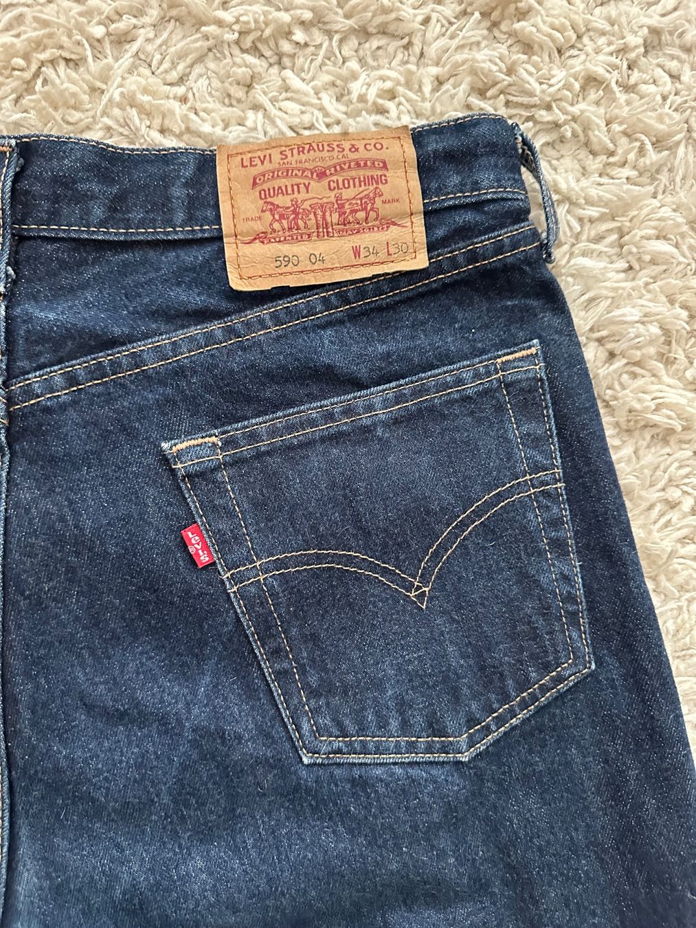 Levi's Jeans: Jeans LEVIS STRAUSS 590 Taille/Grosse W34 L30 – Usato da Bern venduto da BrandVilla 3