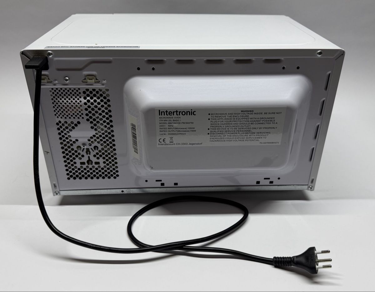 Appareils de cuisine: Mikrowelle 700W – D'occasion à Lüchingen par phlanlab 2