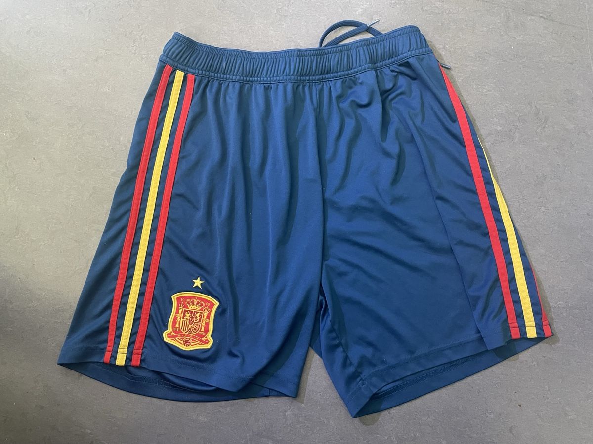 Pantaloni: Originale Kurze Sporthosen! – Usato da Kerns venduto da jol_h6f8 8