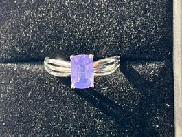 Fingerring in 14K Gold mit Saphir 1.56ct Zertifikat