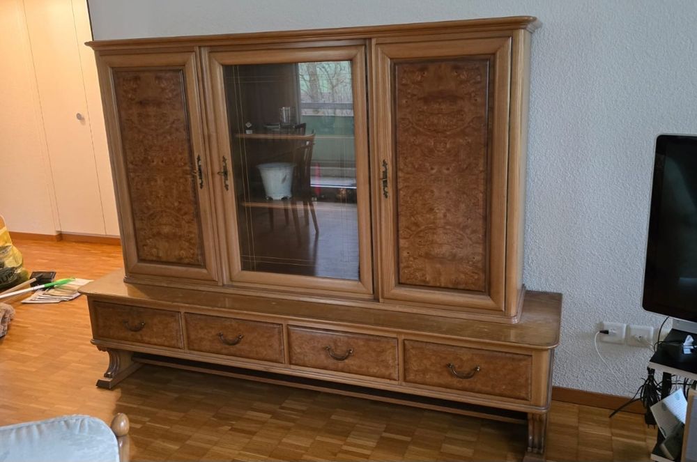 Antikes Buffet mit Vitrine, 4 Schubladen, 2 Kästchen 2