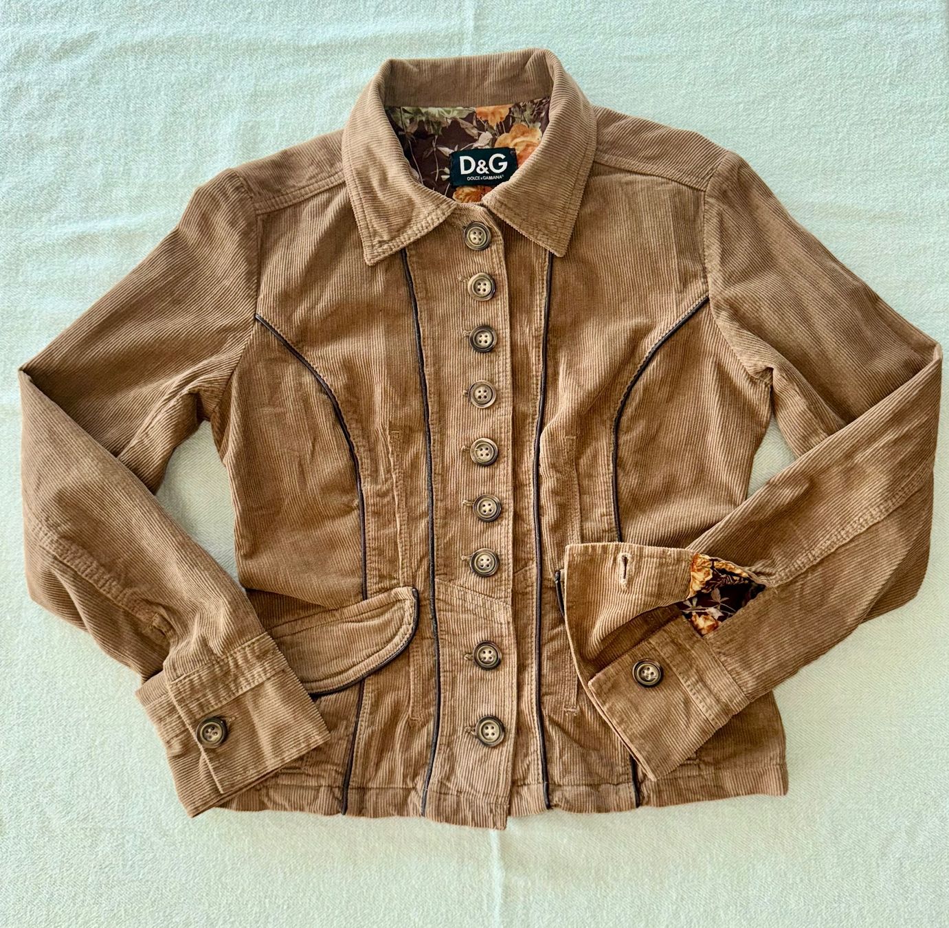 Dolce & Gabbana Jacken: D&G Dolce & Gabbana Kordjacke – Gebraucht aus Meilen von tplm 1