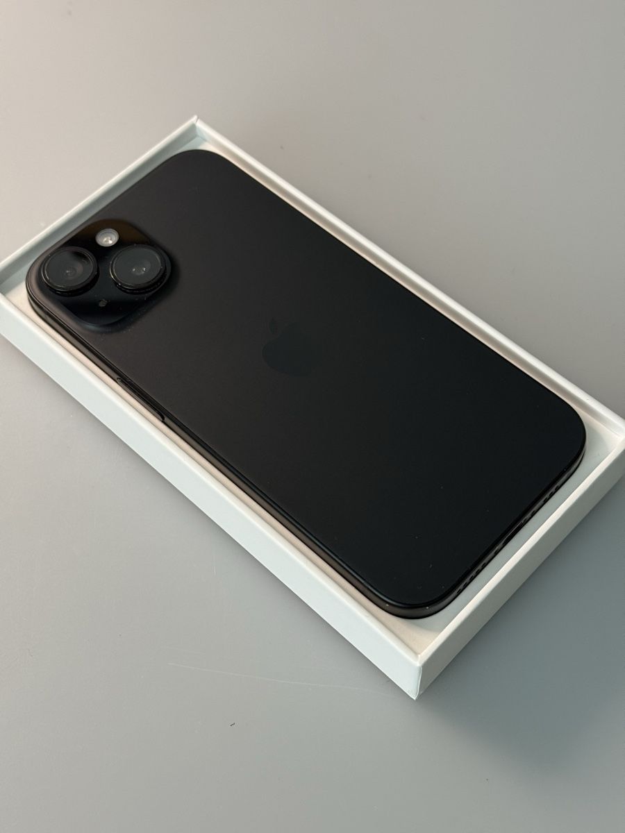 Apple Portables: IPhone 15  – D'occasion à St. Gallen par das_pmk2 6