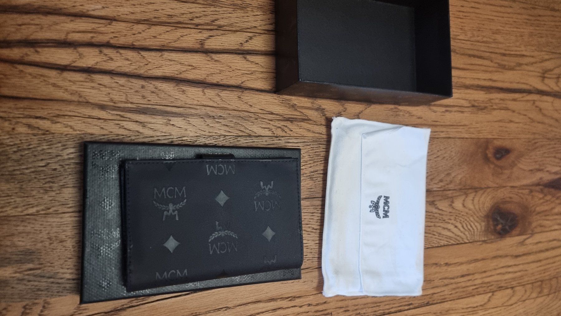 Mcm Portafogli: MCM Brieftasche Schwarz – Nuovo e nell'imballaggio originale da Horgenberg venduto da Esteban_Cri 1
