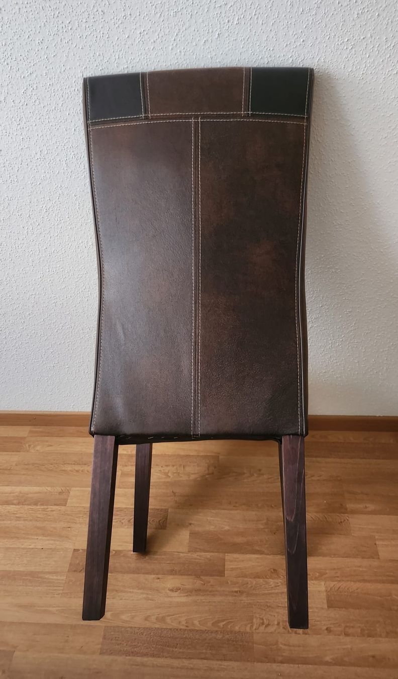 Set de table et chaises: Esstisch Granit mit 4 Lederstühlen  – D'occasion à Steinhausen par cem_8wkq 6