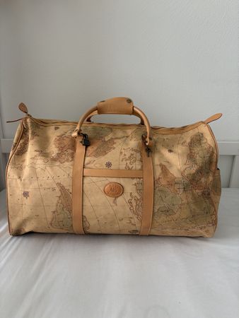 Reisetasche Weltkartenmotiv