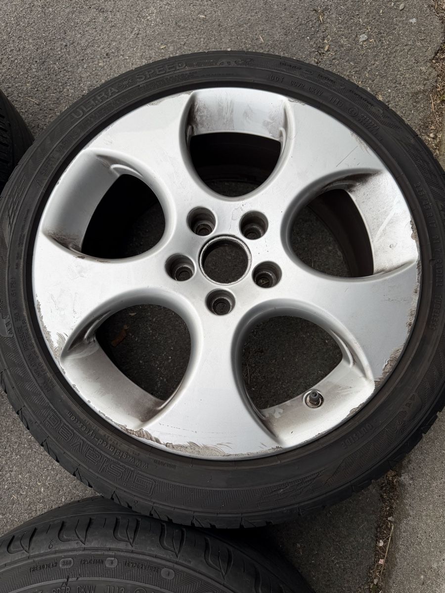 Volkswagen Pneus & Kompletträder: Original VW Golf V GTI 17 Zoll – Gebraucht aus Mollis von BSL10 4