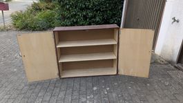 Aufbewahrungskommode aus Holz