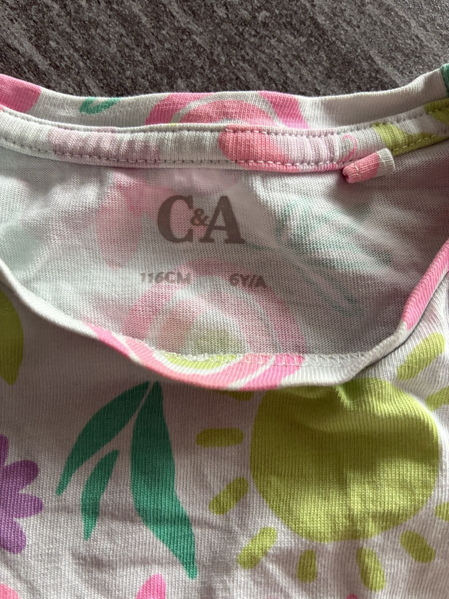 C&A Lotti & Set di vestiti: Sommer Set C&A Grösse 116 – Usato da Muhen venduto da Sally203 2