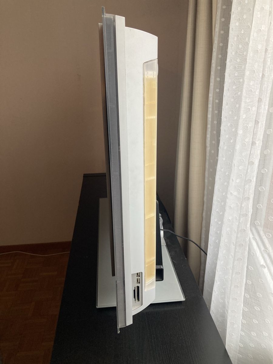 Televisori: Philips LCD TV mit Ambilight – Usato da Zürich venduto da Sagres_999 1