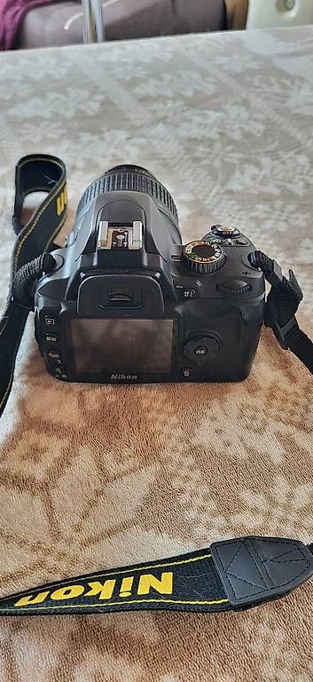 Appareil photo: Nikon Digital Kamera D60 – D'occasion à Mels par Sna_klb 3