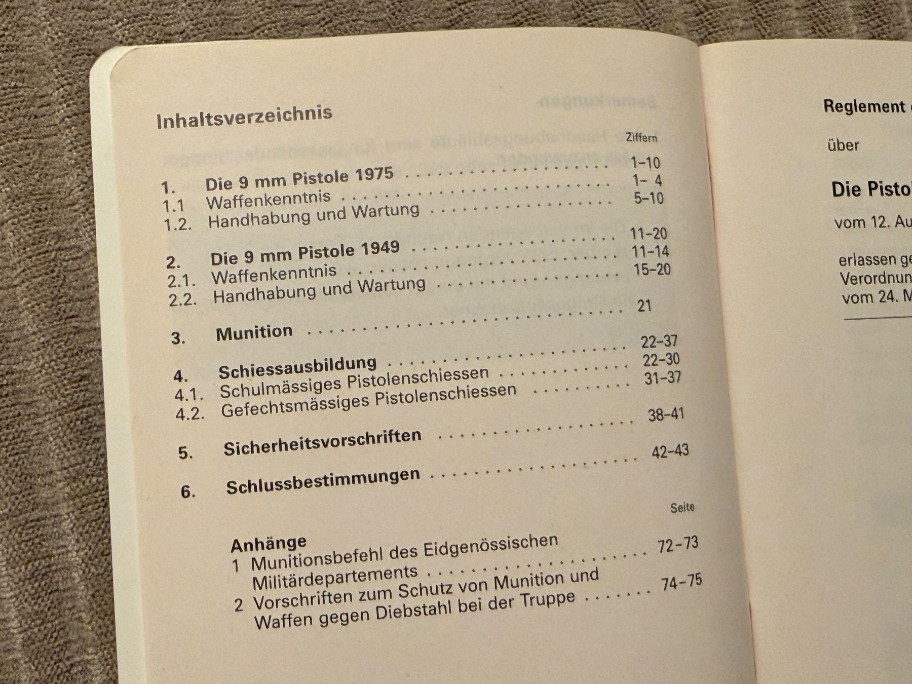 Bücher: Reglement: Die Pistolen - Schweizer Armee – Gebraucht aus Brütten von Hst1 1