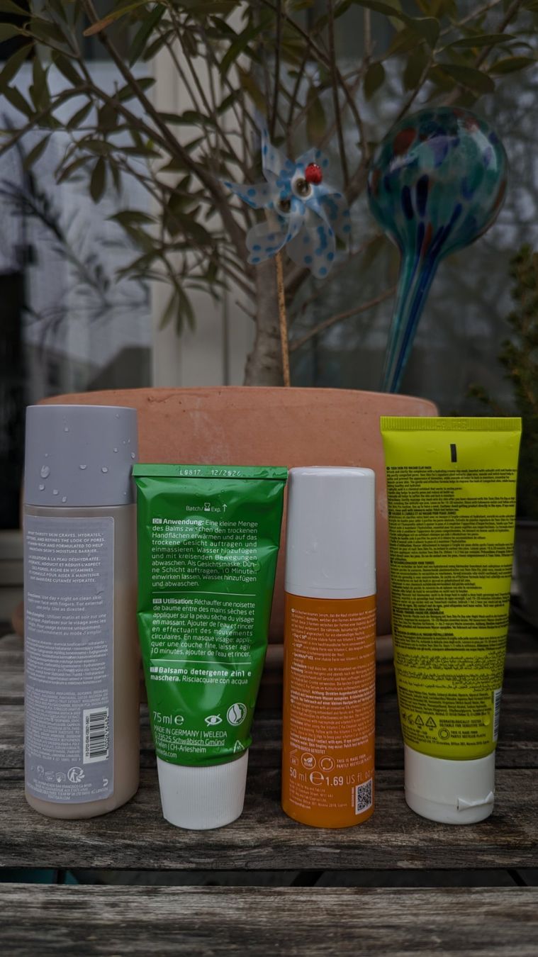 Fenty Gesichtspflege: Fenty Skin, Weleda und Nipfab – Gebraucht aus Zürich von oschance 1