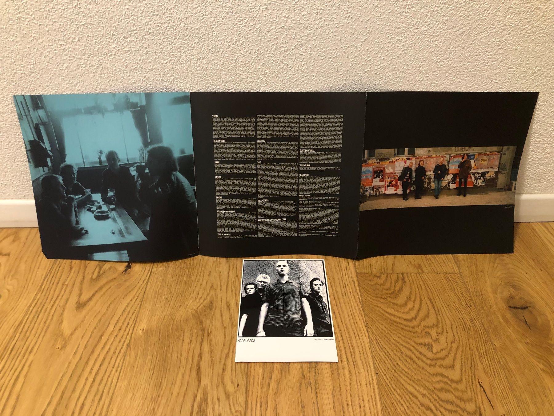 Dischi in vinile: MADRUGADA - INDUSTRIAL SILENCE LP EU 2019 LTD EDITION – Usato da Zofingen venduto da kartengeheimniss 8
