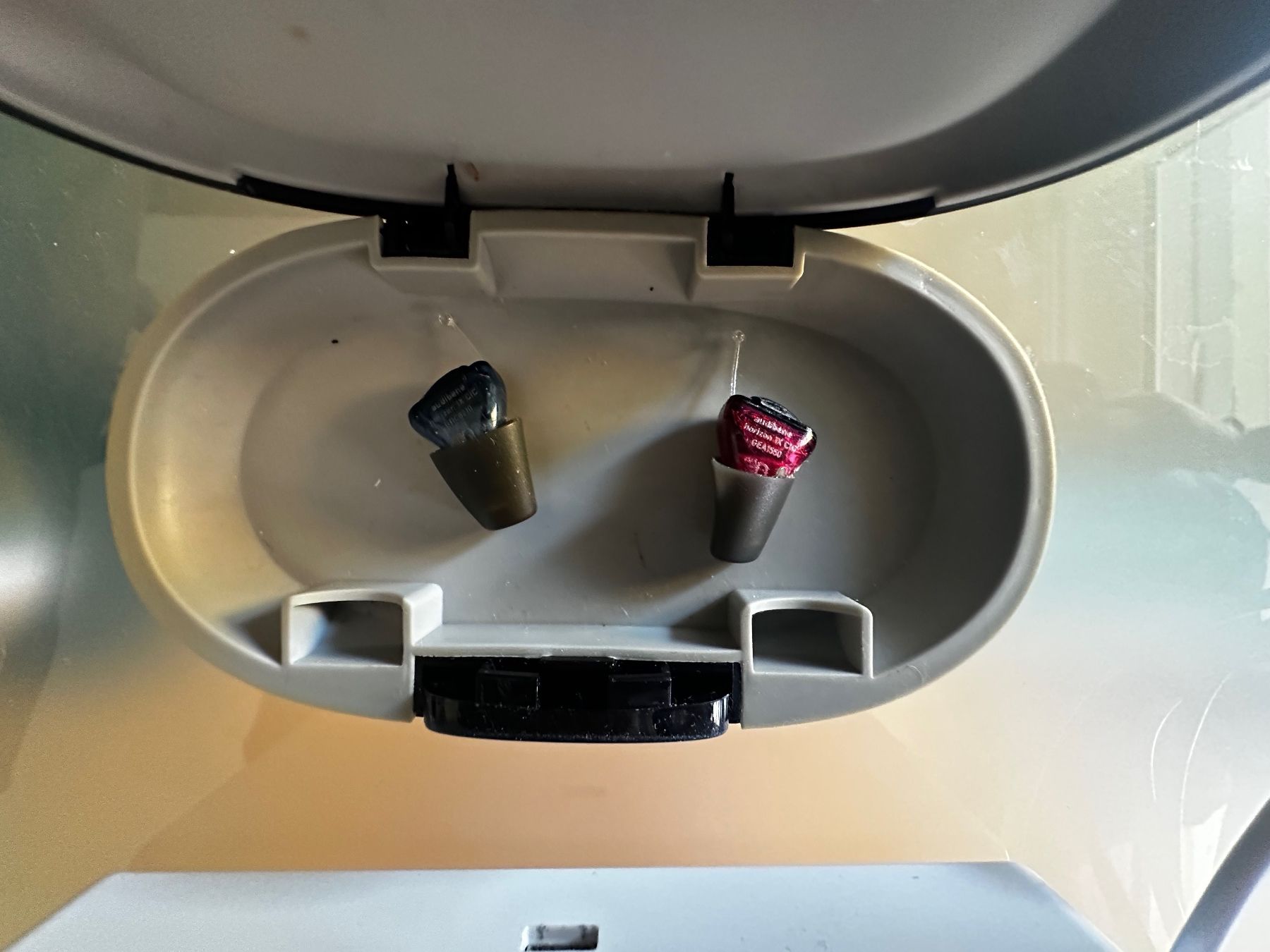Attrezzature mediche: Hörgeräte Audibene Horizon lX CIC – Usato da Köniz venduto da Infresh8