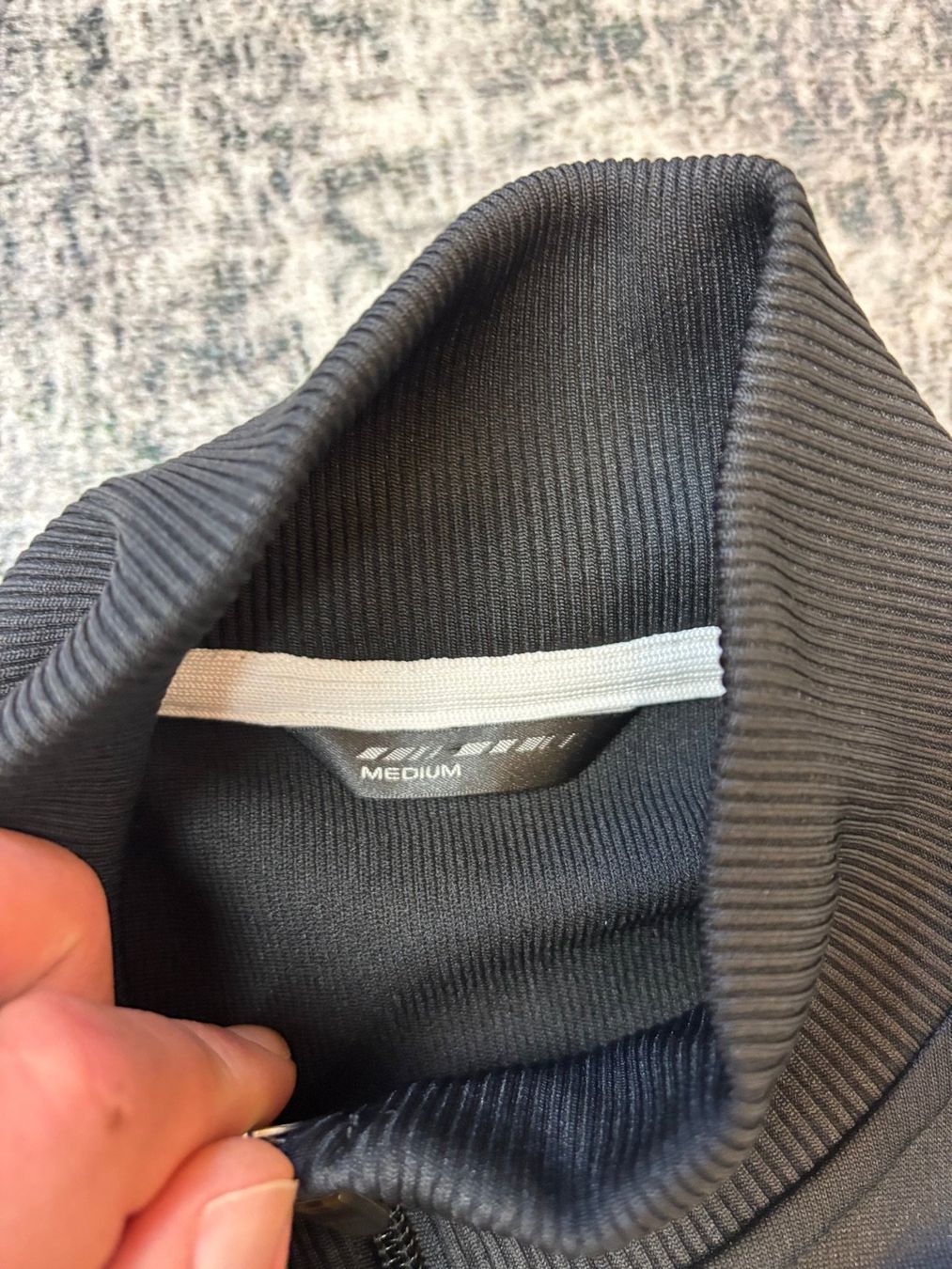 Uniqlo Giacche: Y2k Uniqulo Trainingsjacke (M) – Usato da Tägerwilen venduto da Akh.Boutique 3