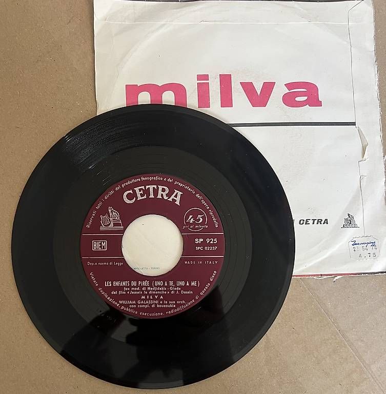 Dischi in vinile: MILVA - Les Enfants du Pirée, 7" Single – Usato da Horw venduto da Belowzero0 1