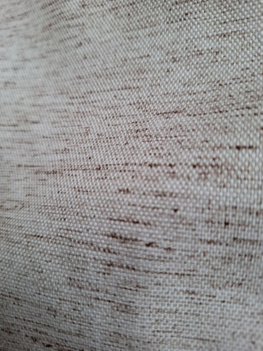 Tende: Vorhänge/Gardinen blickdicht beige/weiss – Usato da Rotkreuz venduto da PrelovedPicks 1