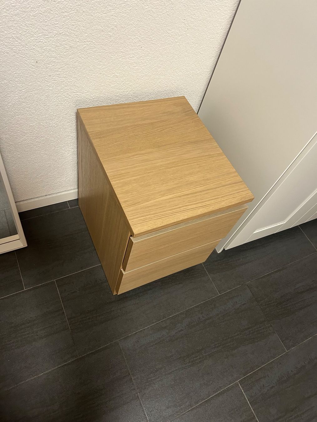 Comodini: Ikea cupboard malm beige – Usato da Glattbrugg venduto da giu_6ynv 3
