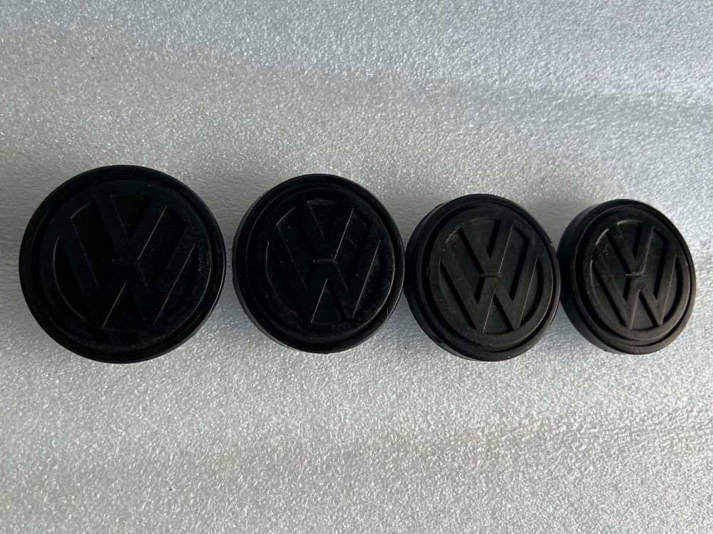 Caches centraux pour jantes VW (Gebraucht) in Fribourg für CHF 20 – mit ...