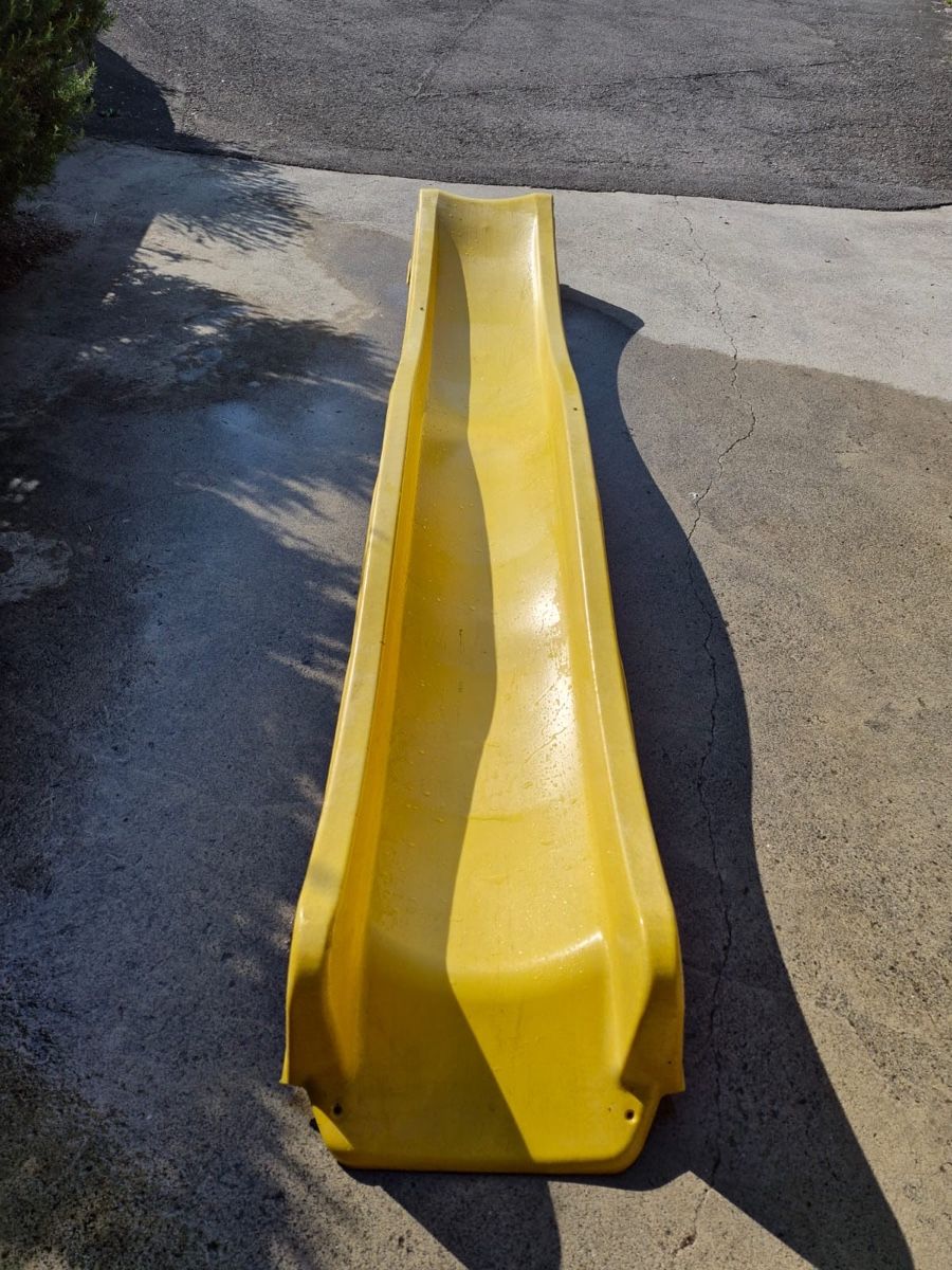 Scivoli: Rutsche gelb 2.90 Meter lang,gebraucht – Usato da Wichtrach venduto da Krewil