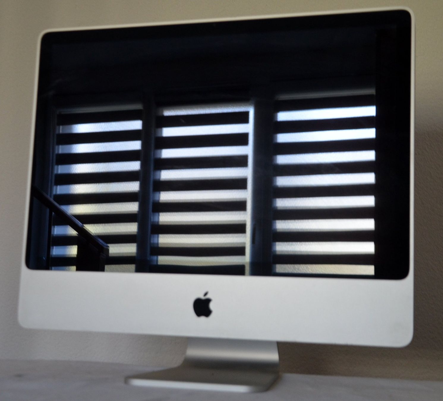 Apple PC: Apple iMac 24" A1225 – Difettoso da Collonges venduto da arashee