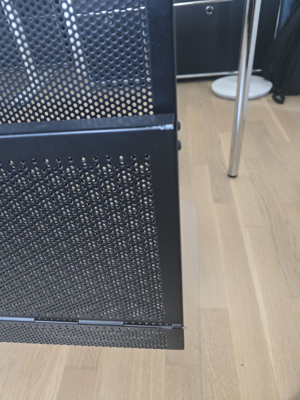 Scrivanie: USM Haller Schreibtisch 180x75 – Usato da Mumpf venduto da Ananas86 5