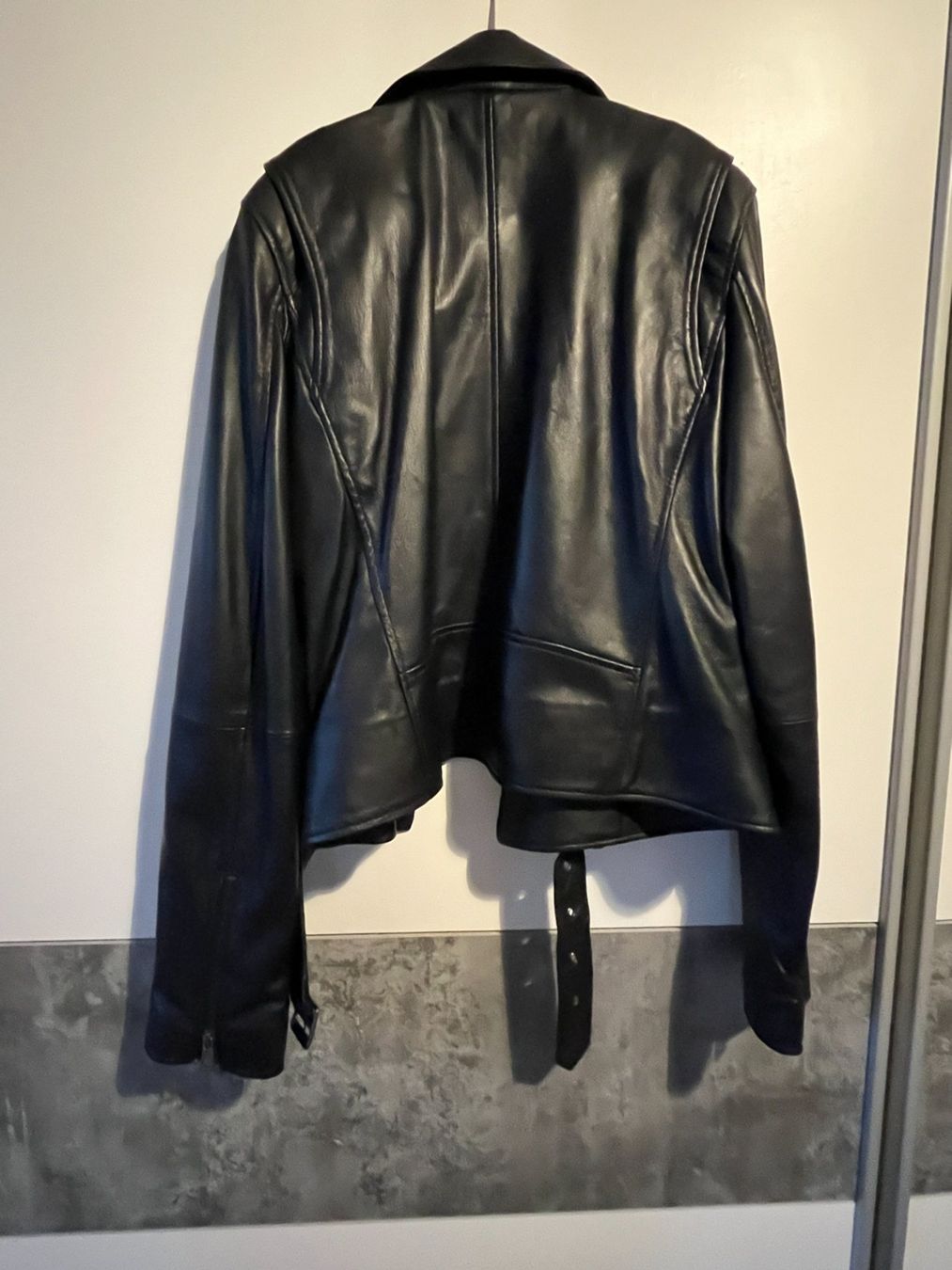 Giacche: GENUINE LEATHE 34-36 , S – Nuovo e nell'imballaggio originale da Genève venduto da AGBERG 6