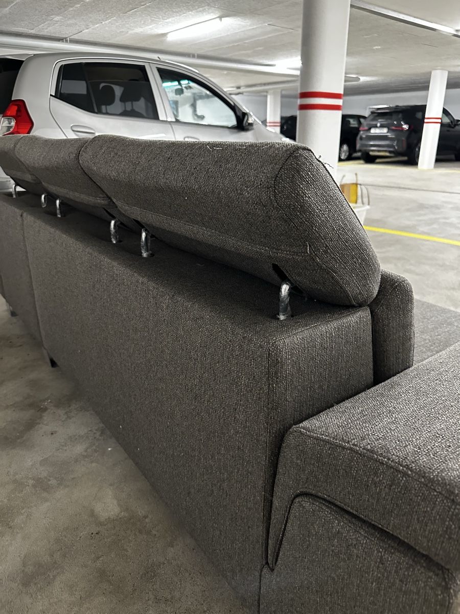 Conforama Divani: Ecksofa grau, Stoffbezug, moderne Optik, super bequem – Usato da Pfäffikon ZH venduto da sim_lhk9 1