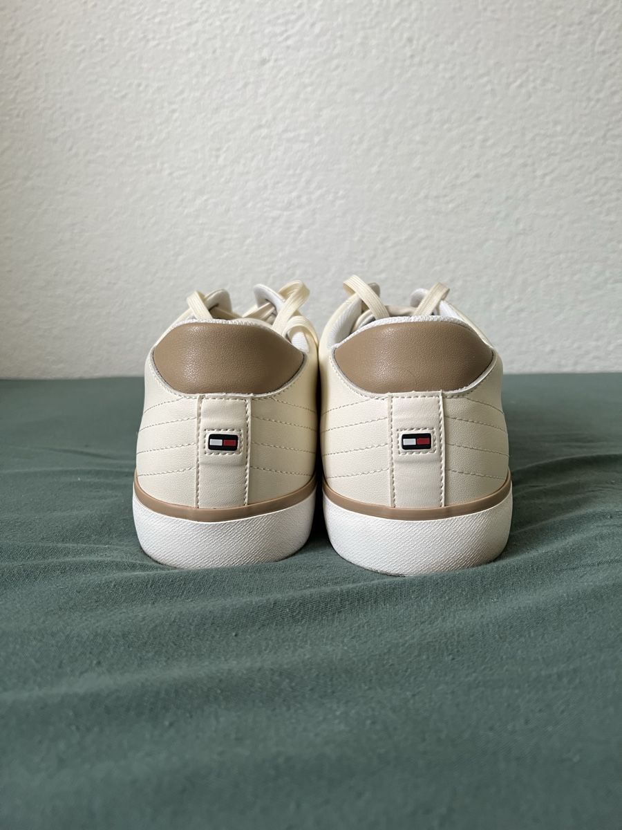 Tommy Hilfiger Chaussures hommes: Tommy Hilfiger Sneaker Gr. 46 – Neuf (Voir description) à Toffen par Vanessa_Germann 2