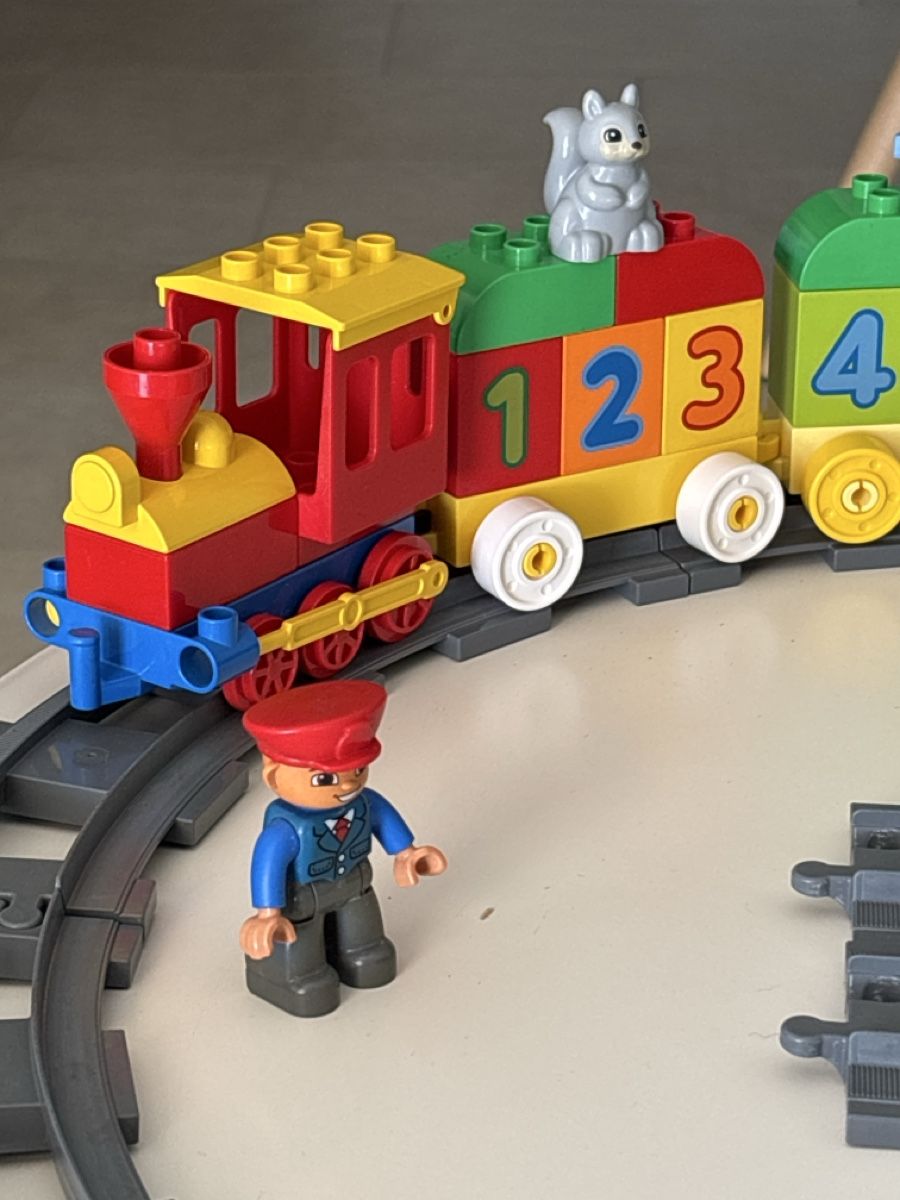 Lego Jeux de construction: LEGO Duplo train number  – D'occasion à Lausanne par pabernard 1