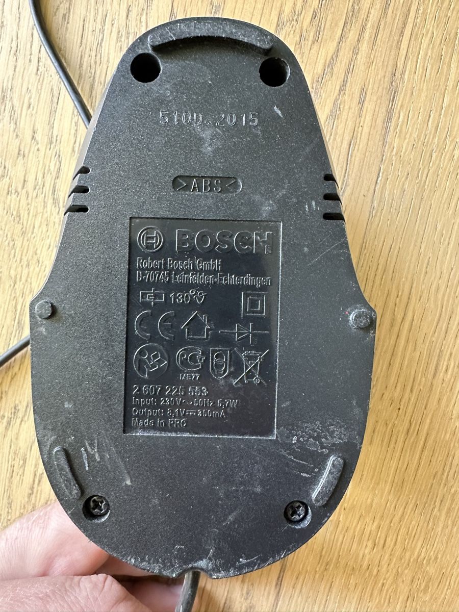 Bosch Caricabatterie: Bosch Ladestation PSR 7,2 LI Li-lon Mini – Usato da Zürich venduto da 183_hk22 3